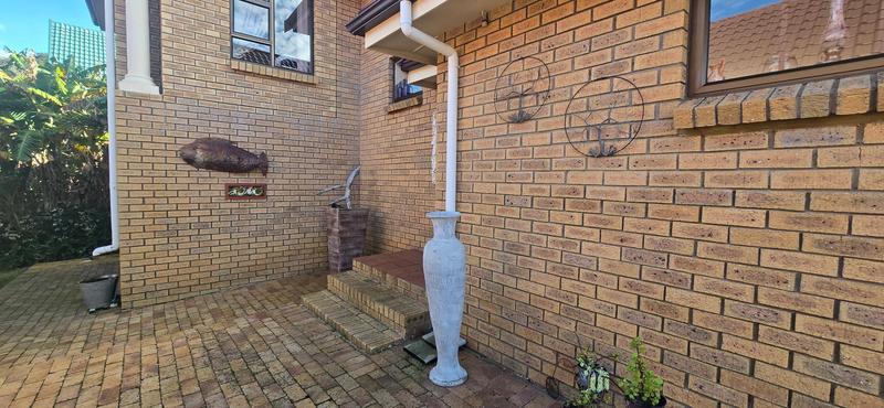 3 Bedroom Property for Sale in Dolphin Creek Golf Estate Western Cape